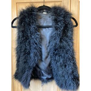Vintage 60s Black Feather Vest in Excellent Condition - XS